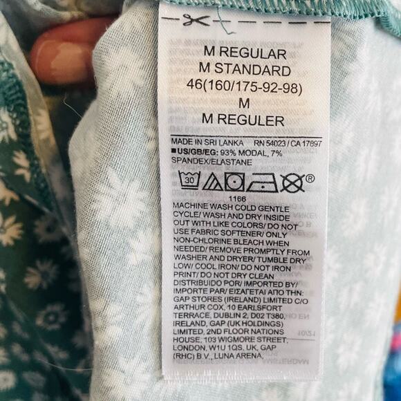 GAP Sleep Tank - Picture 3 of 3